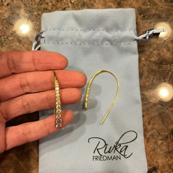 Rivka Friedman Gold Threader Earrings - never worn! - Picture 4 of 4